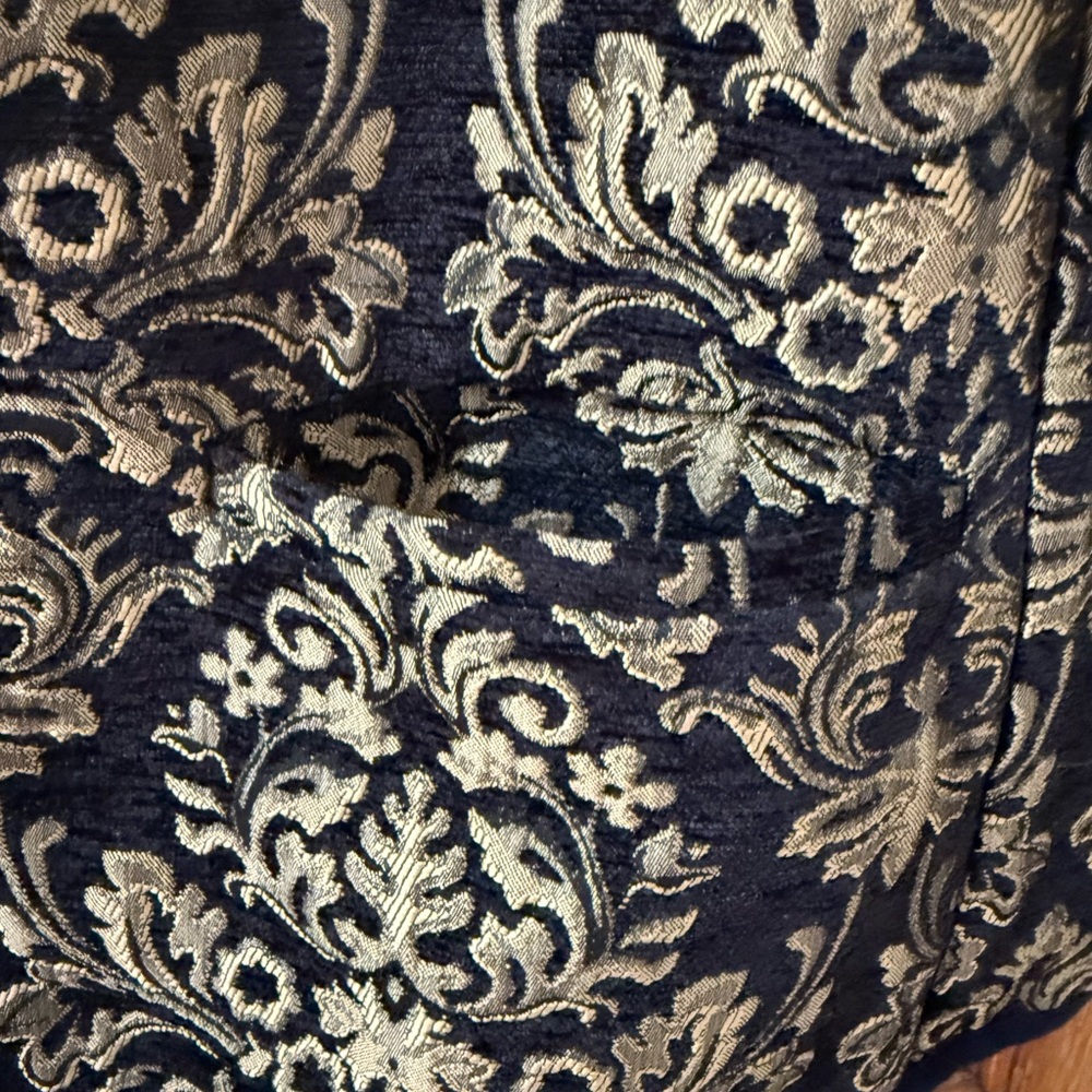 Old Navy Black and Gold Brocade Jacquard Open Front Blazer - Picture 6 of 11